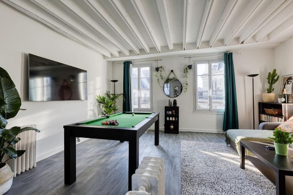 Nice Flat With Billard And View Paryż Zewnętrze zdjęcie